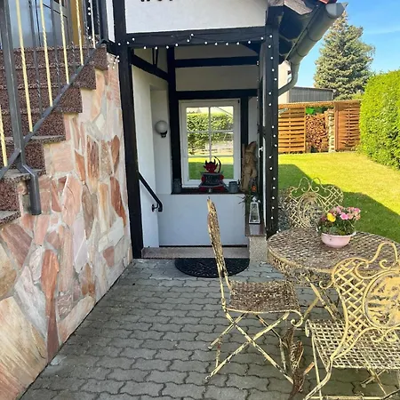 Neue In Warnstedt Mit Garten, Grill Und Terrasse